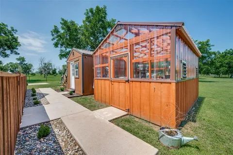 $849,000 | 1922 Burkett Court, Cleburne, TX 76033