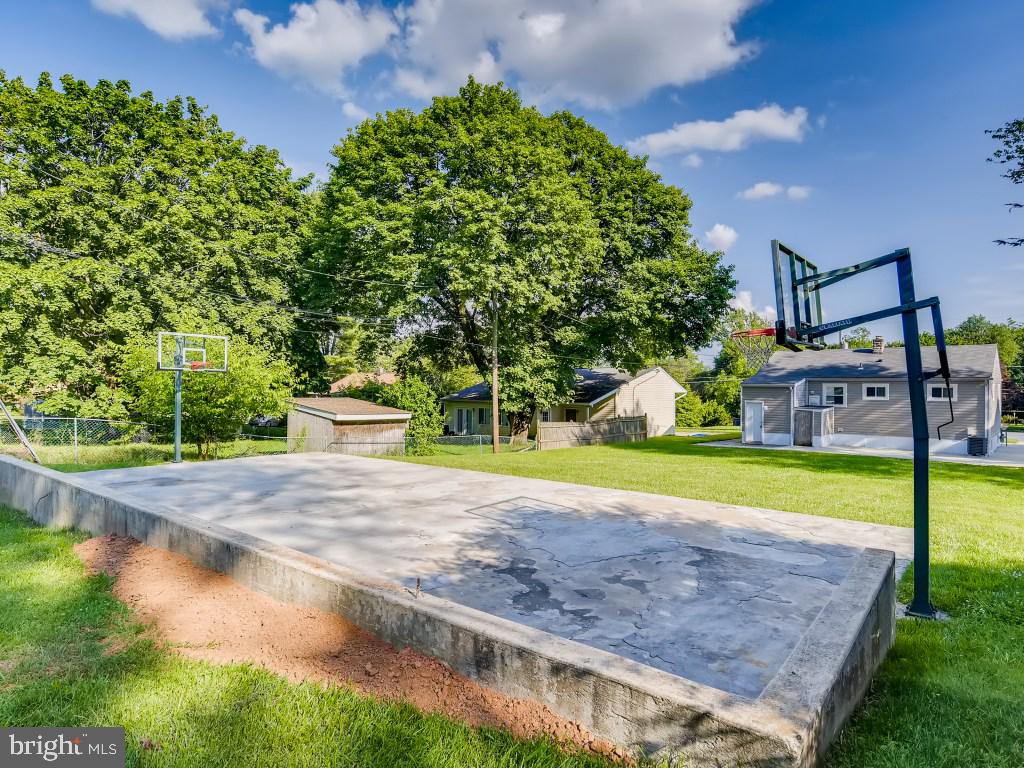 14 Wengate Road Owings Mills, MD 21117 - Photo 14 of 20 Must See Basketball Court