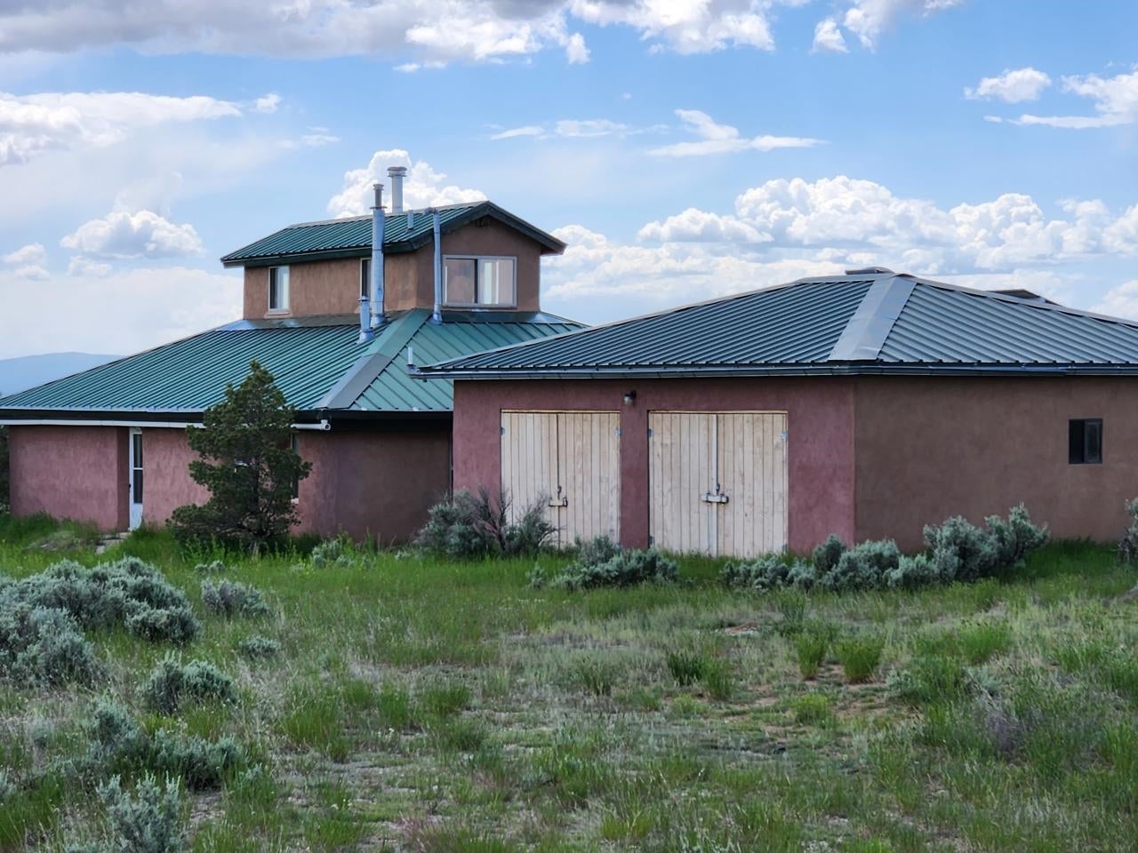 17 Aguaje Road Carson, NM 87517 - Photo 2 of 37
