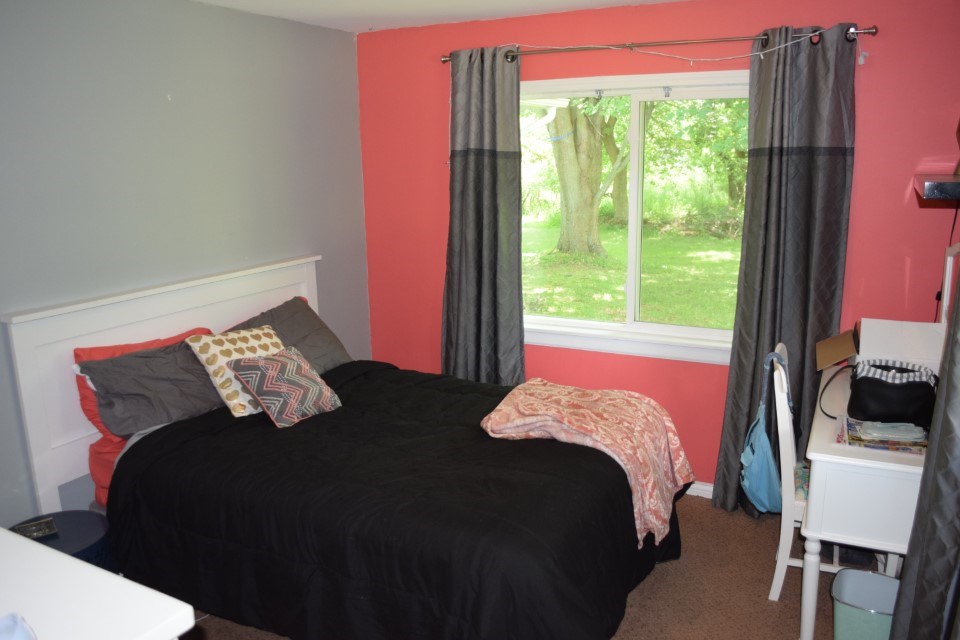 4870 South Meridian Road Mount Pleasant, MI 48858 - Photo 12 of 30 1872547-11.JPG
