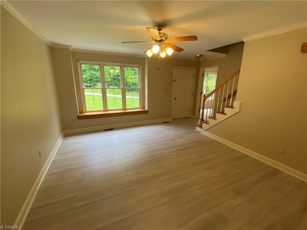 222 Jackson Road Mount Airy, NC 27030 - Photo 5 of 18 living room