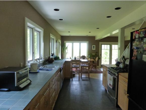 334 Conway Road Starksboro, VT 05487 - Photo 4 of 26 Gallery Image 4