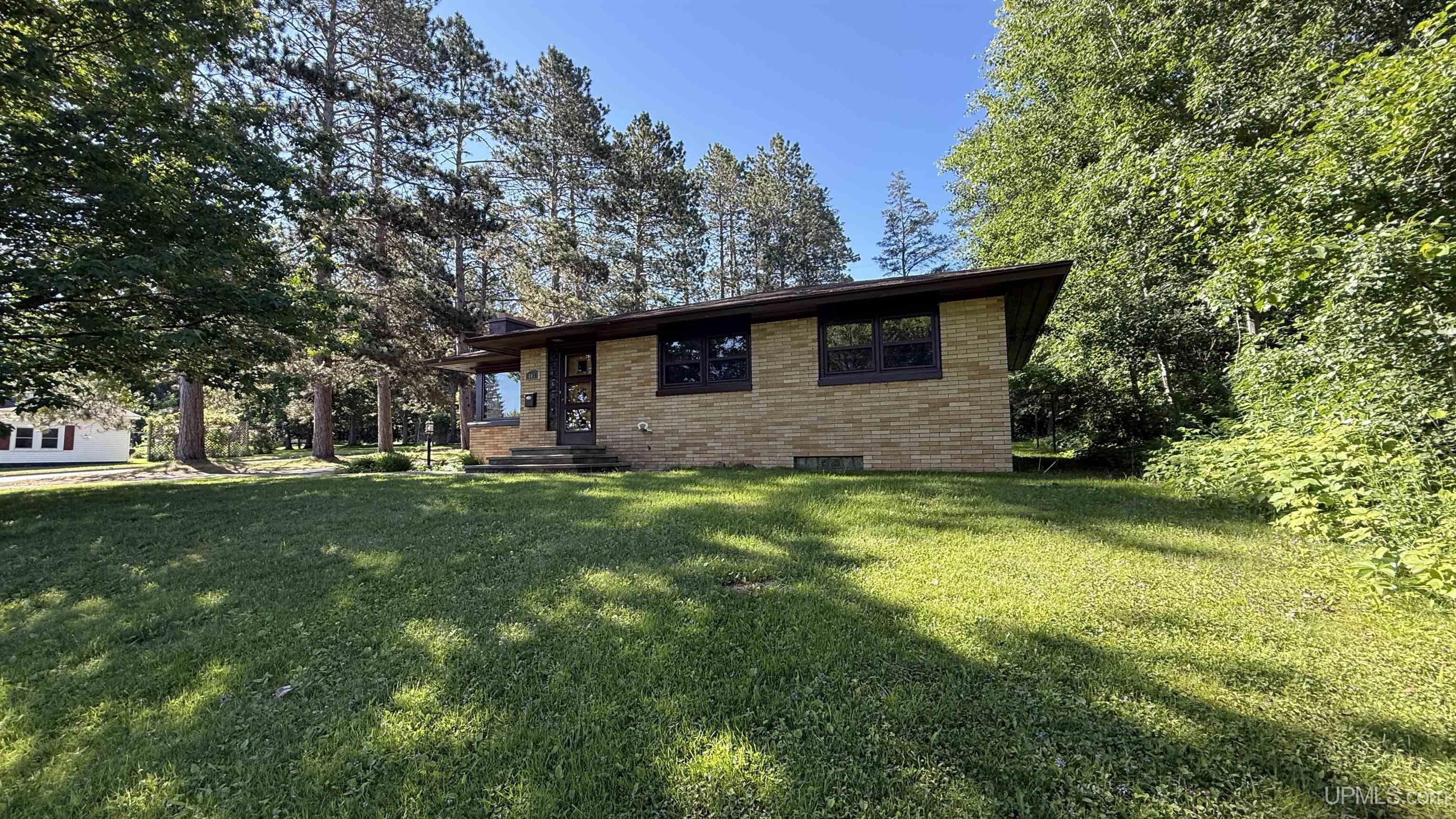803 Magnetic Street Hurley, WI 54534 - Photo 64 of 65