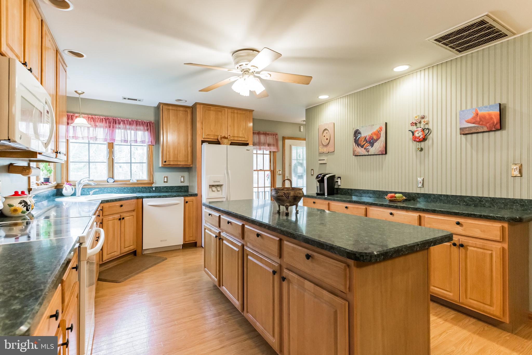 1596 River Road New Hope, PA 18938 - Photo 4 of 32