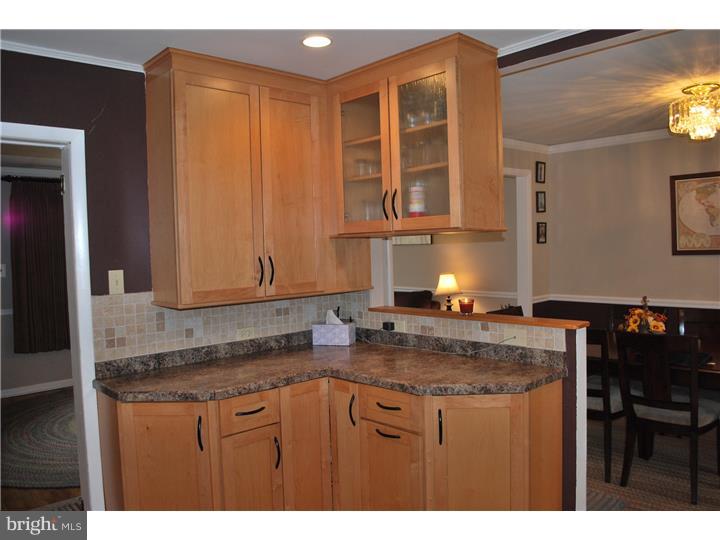 51 Home Road Hatboro, PA 19040 - Photo 7 of 20 Kitchen