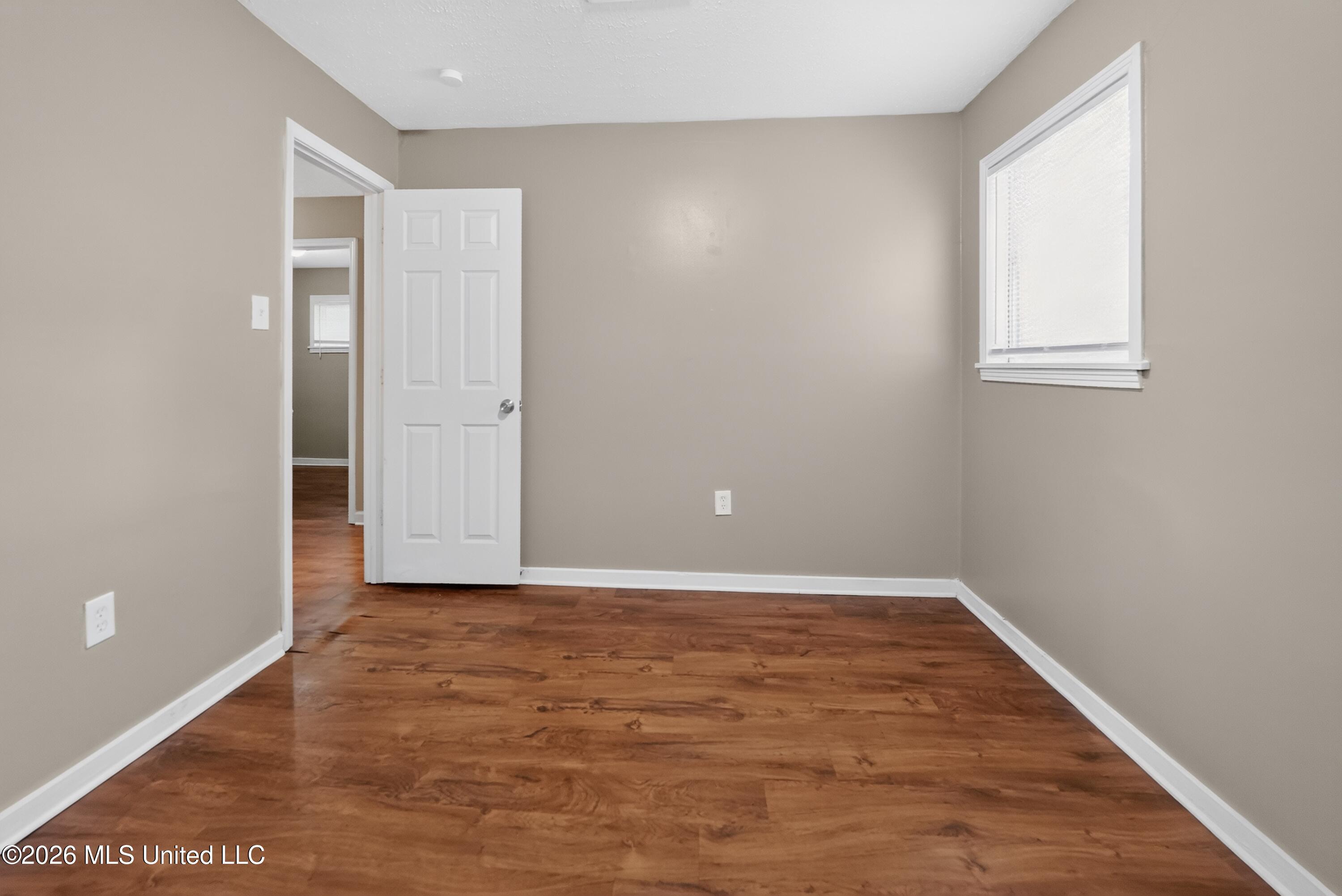 4305 Old Brandon Road Pearl, MS 39208 - Photo 29 of 38 35_4305_Old_Brandon_Rd-Bedroom-8848