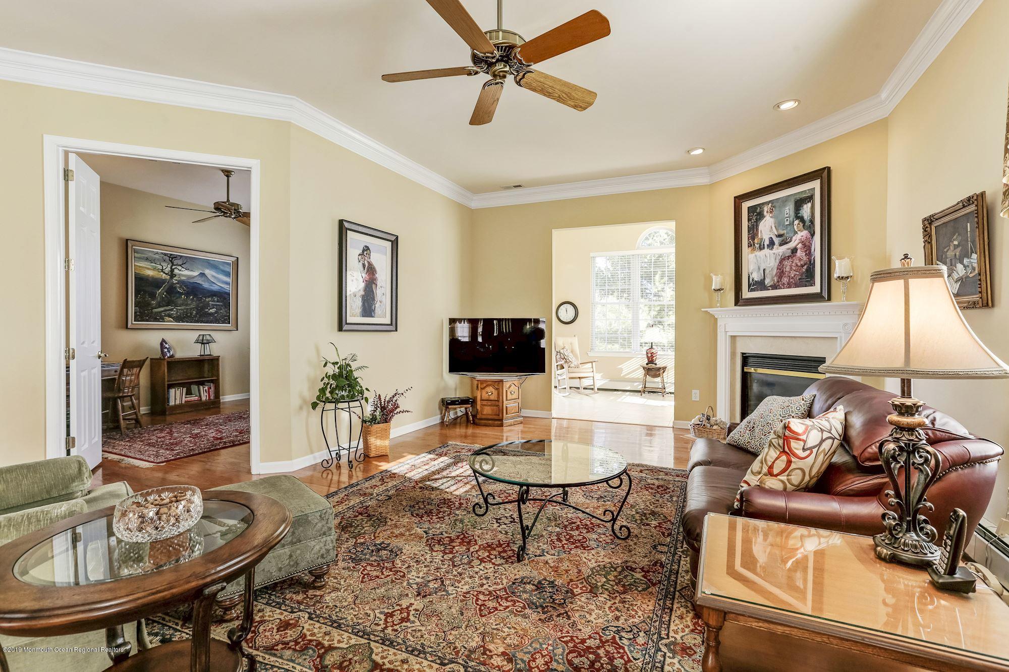 27 Barton Creek Road Jackson, NJ 08527 - Photo 17 of 45 Great Room