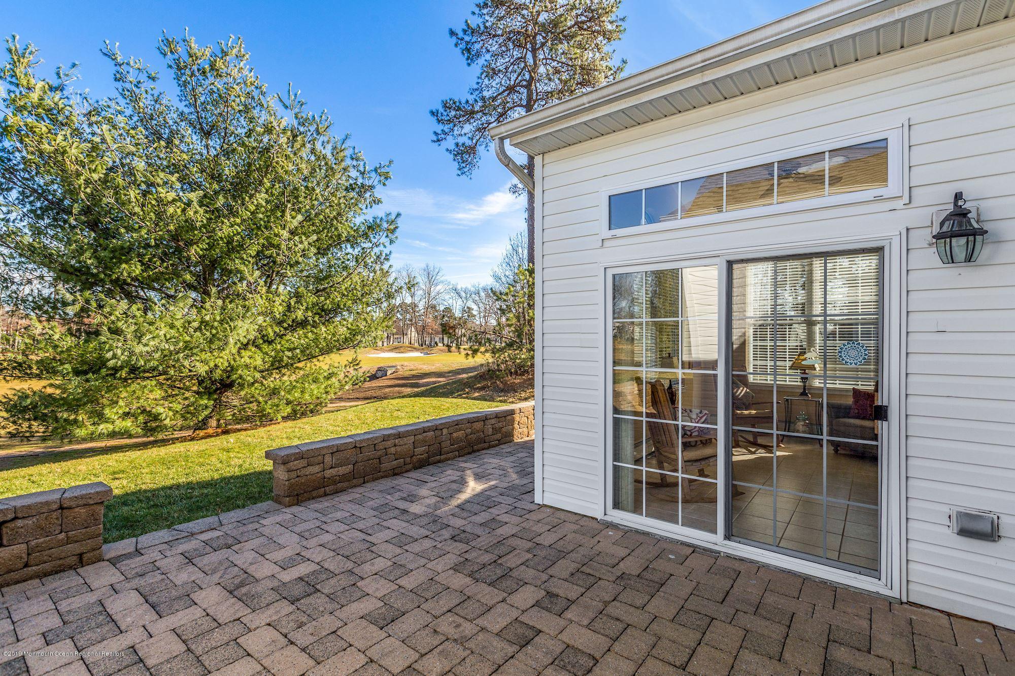 27 Barton Creek Road Jackson, NJ 08527 - Photo 39 of 45 Back Patio