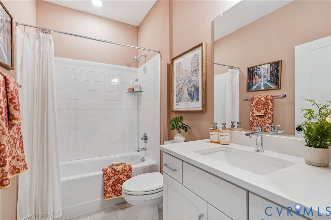 12027 Flowering Lavender Loop Henrico, VA 23233 - Photo 4 of 26