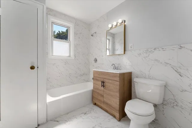 $699,000 | 442 Ave East, Bayonne, NJ 07002