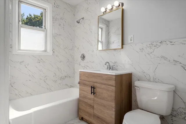 $699,000 | 442 Ave East, Bayonne, NJ 07002