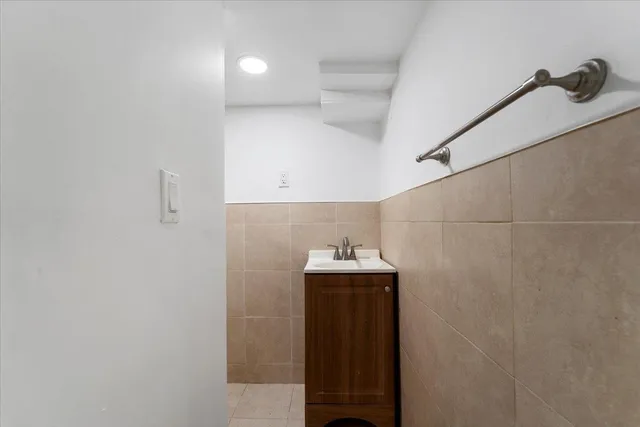 $699,000 | 442 Ave East, Bayonne, NJ 07002