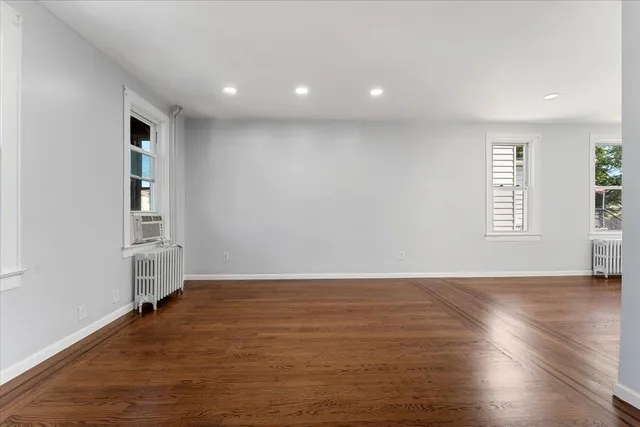 $699,000 | 442 Ave East, Bayonne, NJ 07002