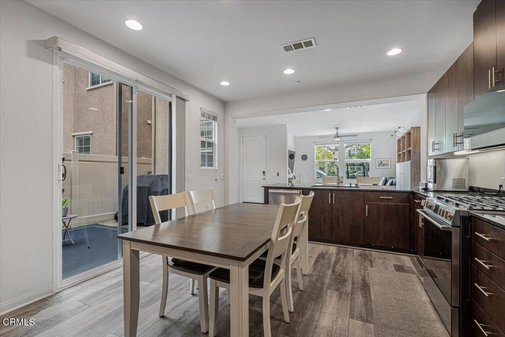 3027 North Oxnard Boulevard Oxnard, CA 93036 - Photo 11 of 44 22-DSC09250
