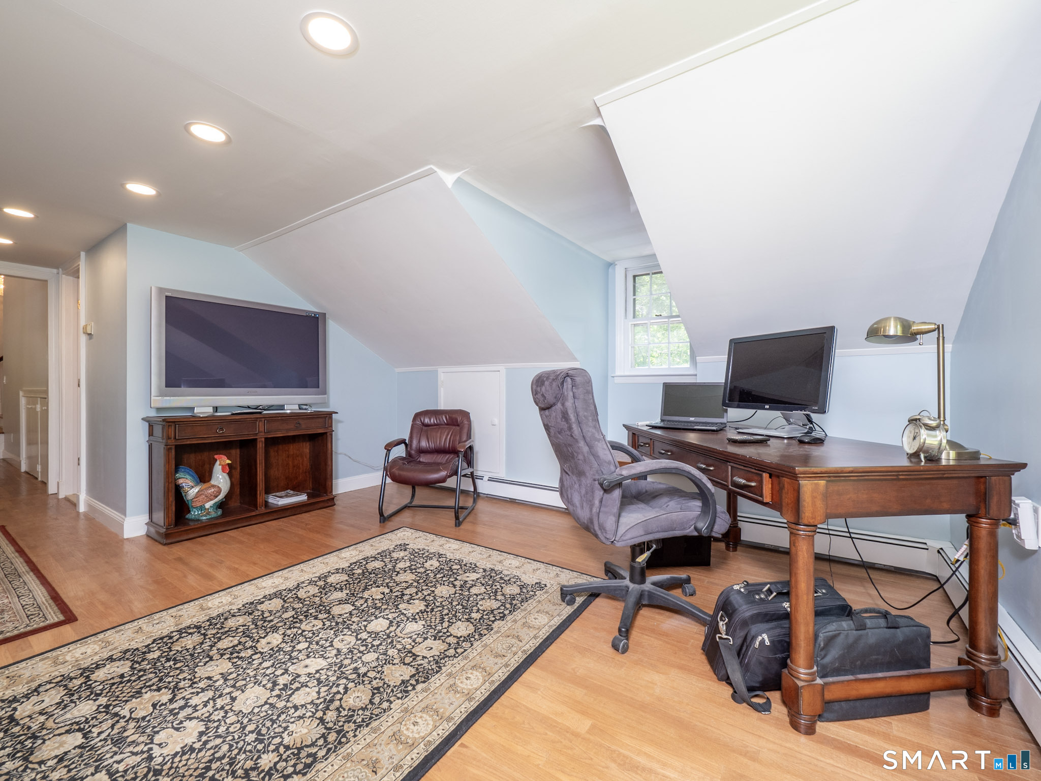34 Powder Horn Hill Road Wilton, CT 06897 - Photo 15 of 24 TV Room