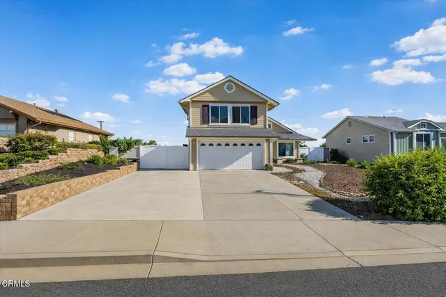 $925,000 | 1414 Fallen Leaf Avenue, Ventura, CA 93004