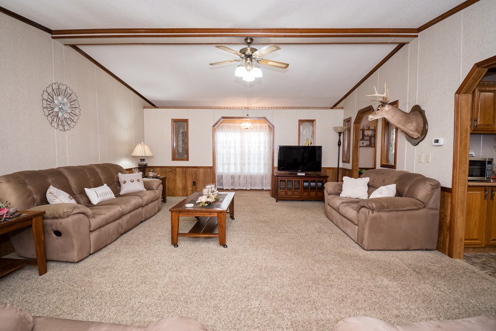 1058 Hunter Road Columbia, AL 36319 - Photo 2 of 40