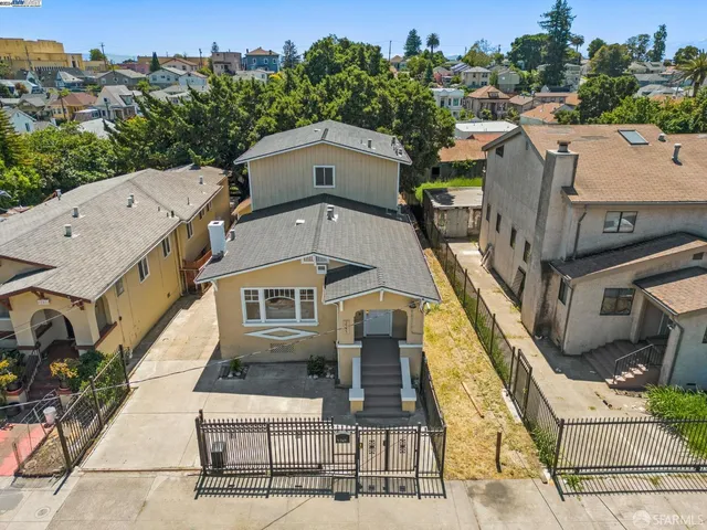 $988,888 | 1747 East 22nd Street, Oakland, CA 94606