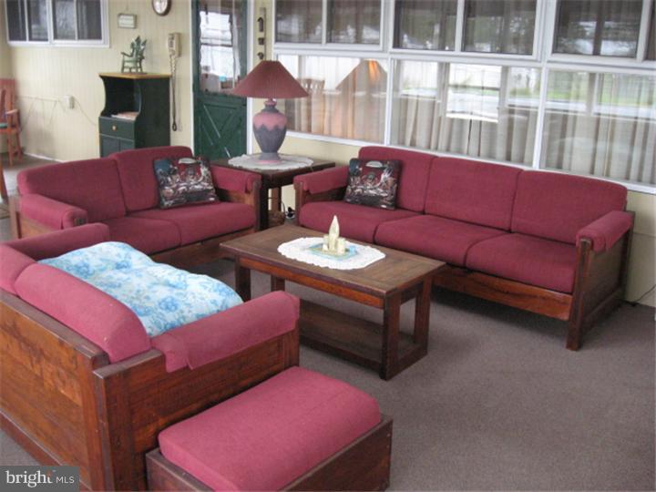 70 Wildflower Road Levittown, PA 19057 - Photo 18 of 25 Sun Room