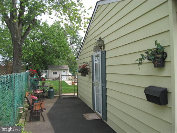 70 Wildflower Road Levittown, PA 19057 - Photo 20 of 25 Gallery Image 20