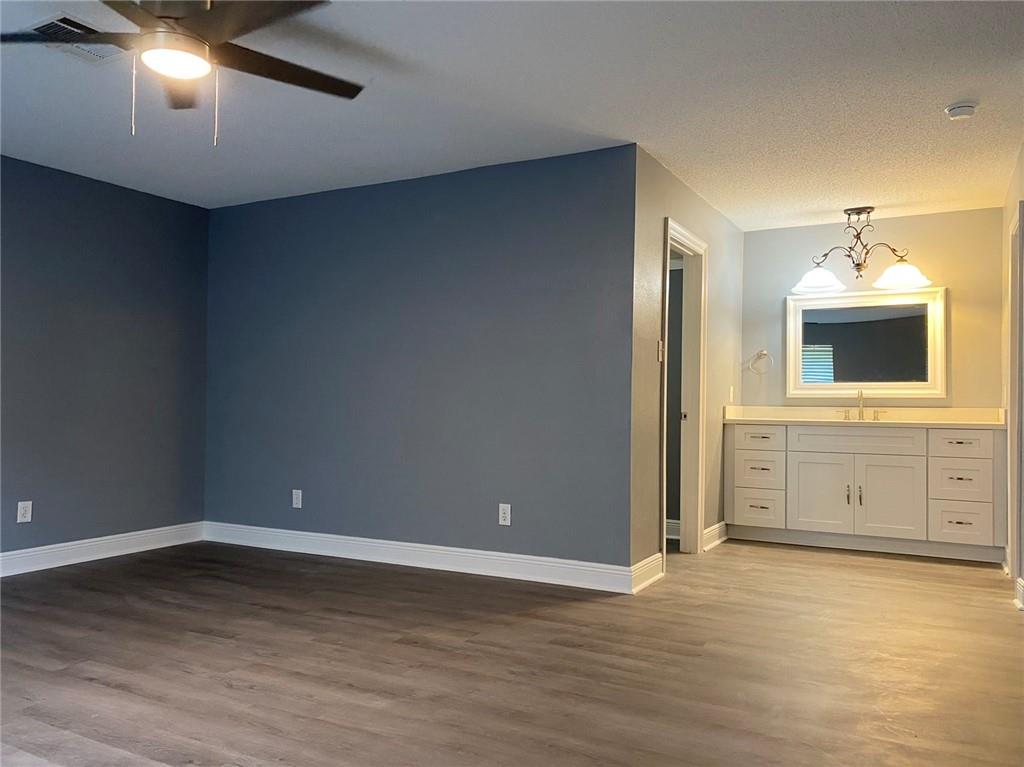 210 Somerset Road Laplace, LA 70068 - Photo 11 of 20