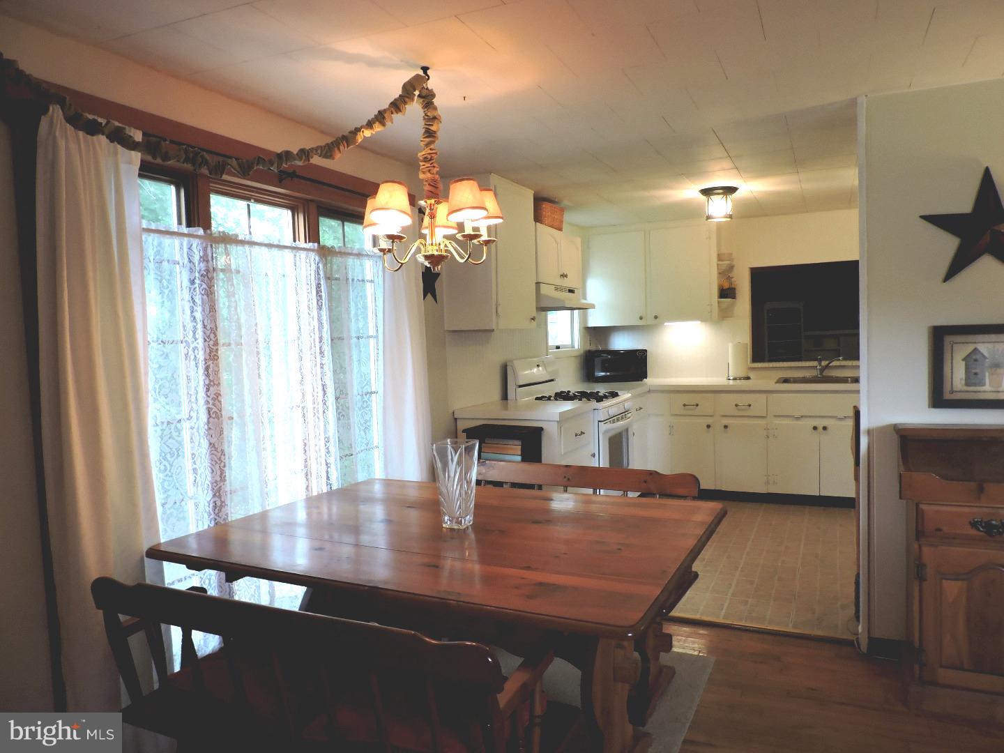 15 Nassau Road Lumberton, NJ 08048 - Photo 3 of 13 Breakfast Room