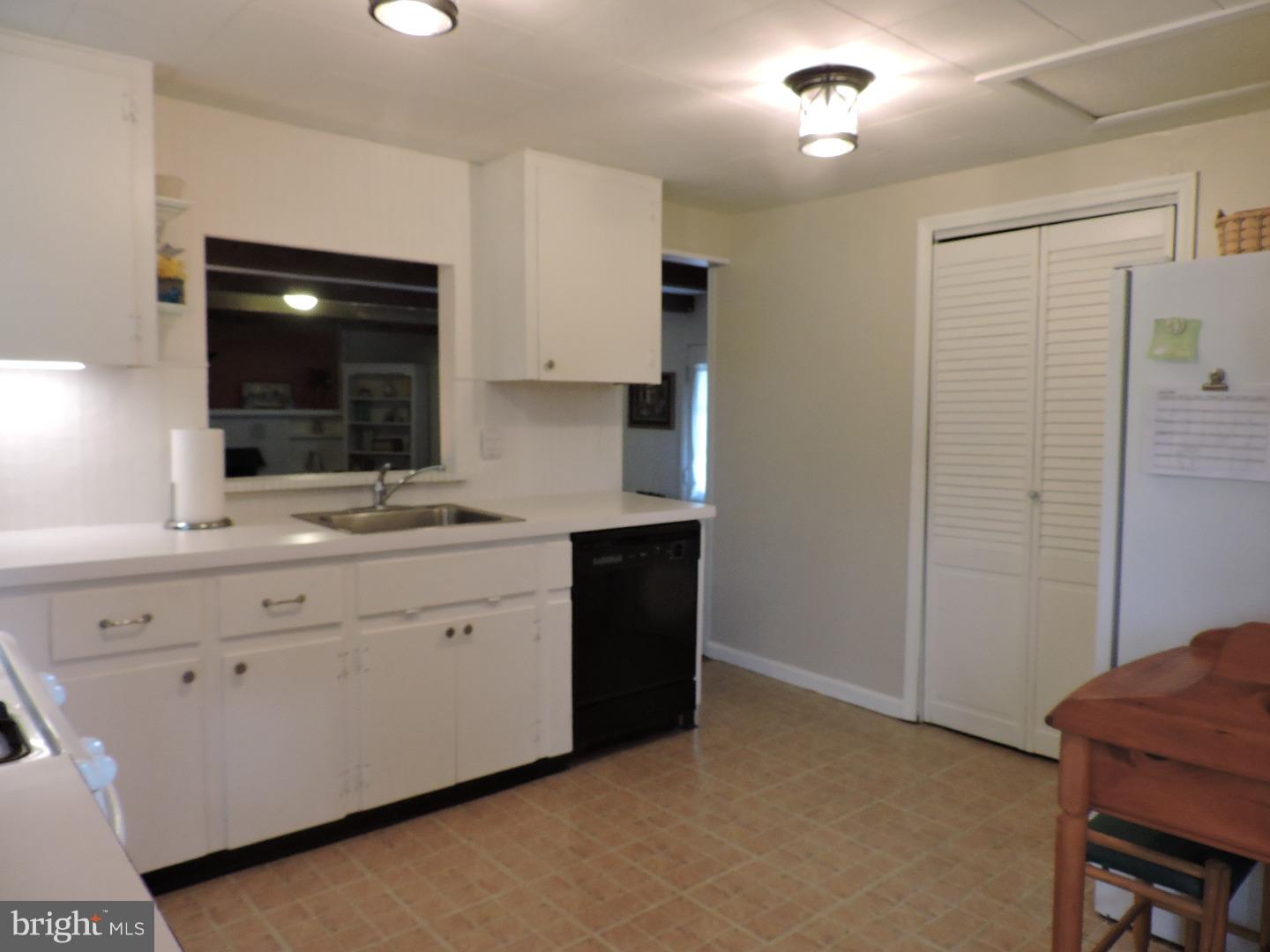 15 Nassau Road Lumberton, NJ 08048 - Photo 4 of 13