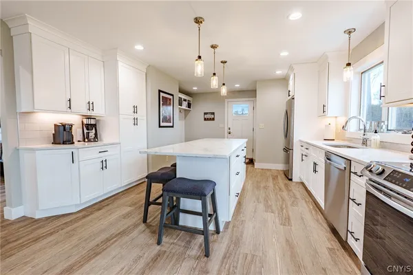 $799,900 | 6620 Procrastination Drive, Ava, NY 13303