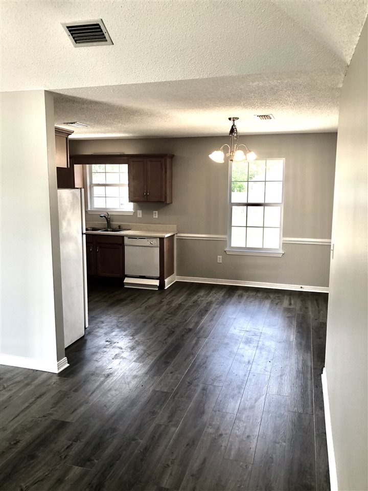 16185 Setter Circle Foley, AL 36535 - Photo 3 of 16 Dining Room