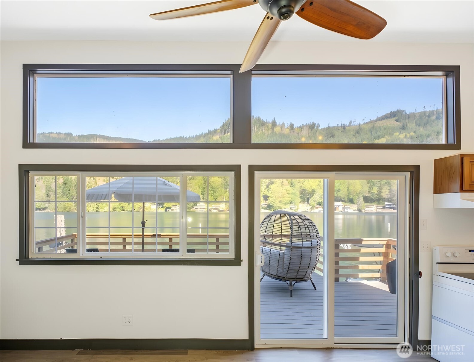 570 South Shore Road Port Angeles, WA 98363 - Photo 15 of 40