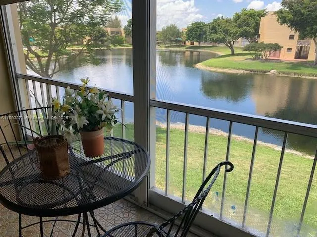 $1,440 | 6021 Northwest 61st Avenue, Unit 208, Tamarac, FL 33319