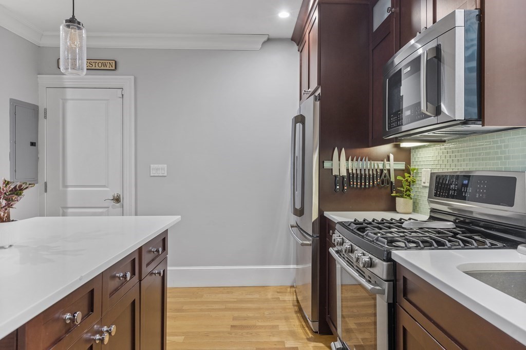 7 Franklin Street, Unit 1 Boston, MA 02129 - Photo 11 of 34