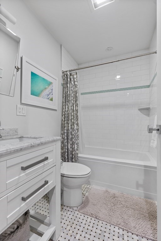 7 Franklin Street, Unit 1 Boston, MA 02129 - Photo 13 of 34