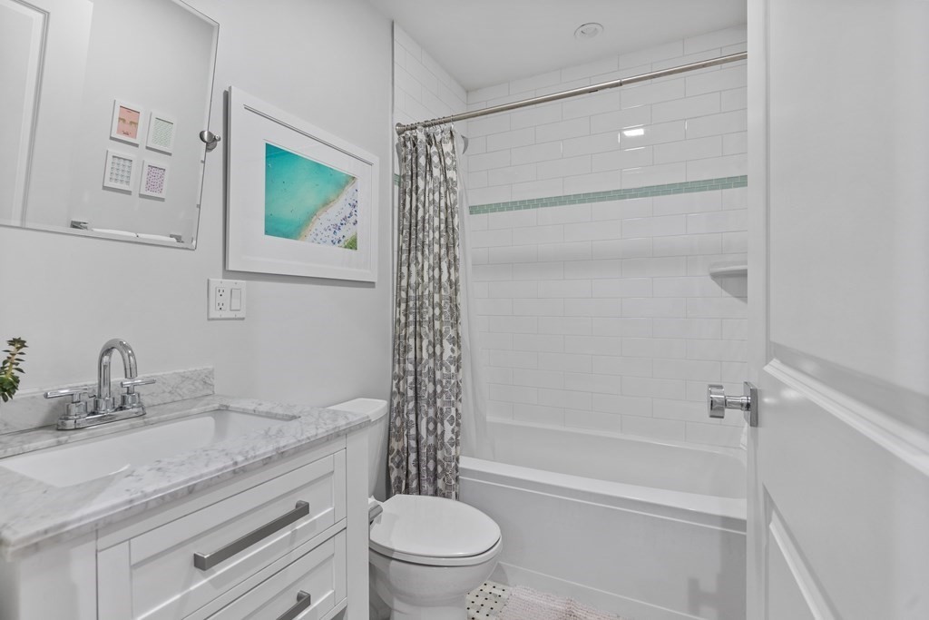 7 Franklin Street, Unit 1 Boston, MA 02129 - Photo 14 of 34