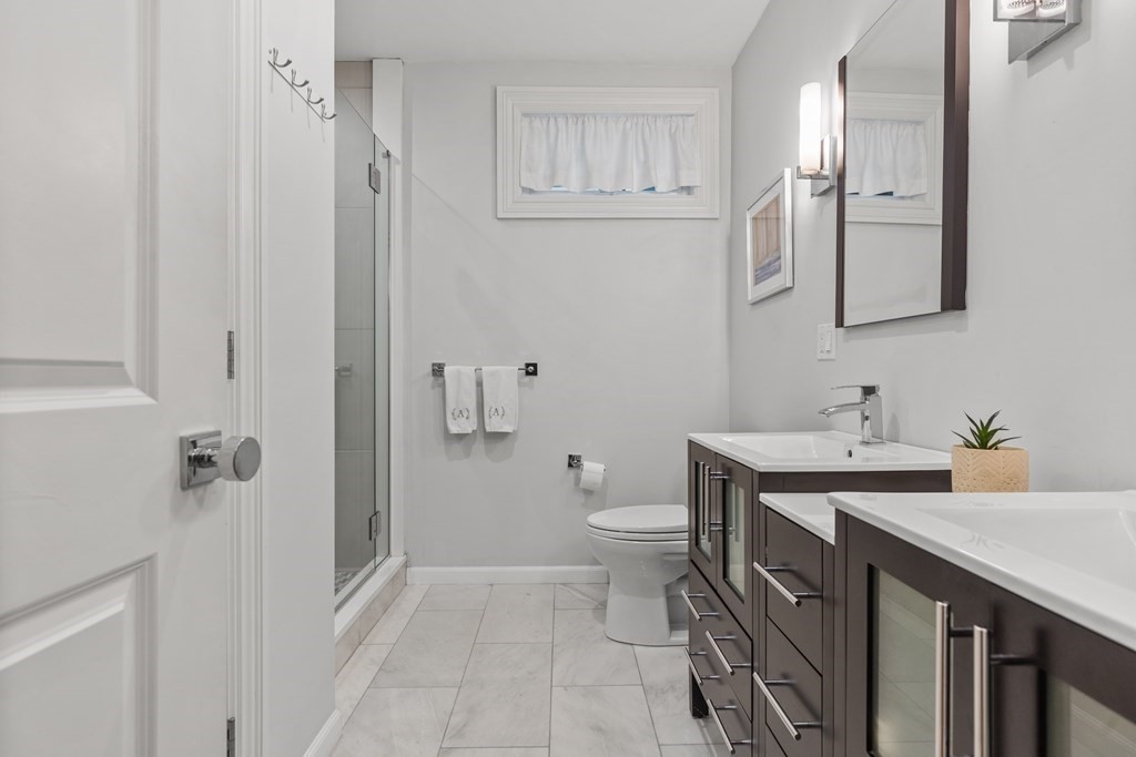 7 Franklin Street, Unit 1 Boston, MA 02129 - Photo 19 of 34