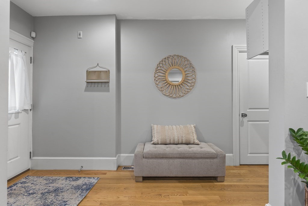 7 Franklin Street, Unit 1 Boston, MA 02129 - Photo 5 of 34