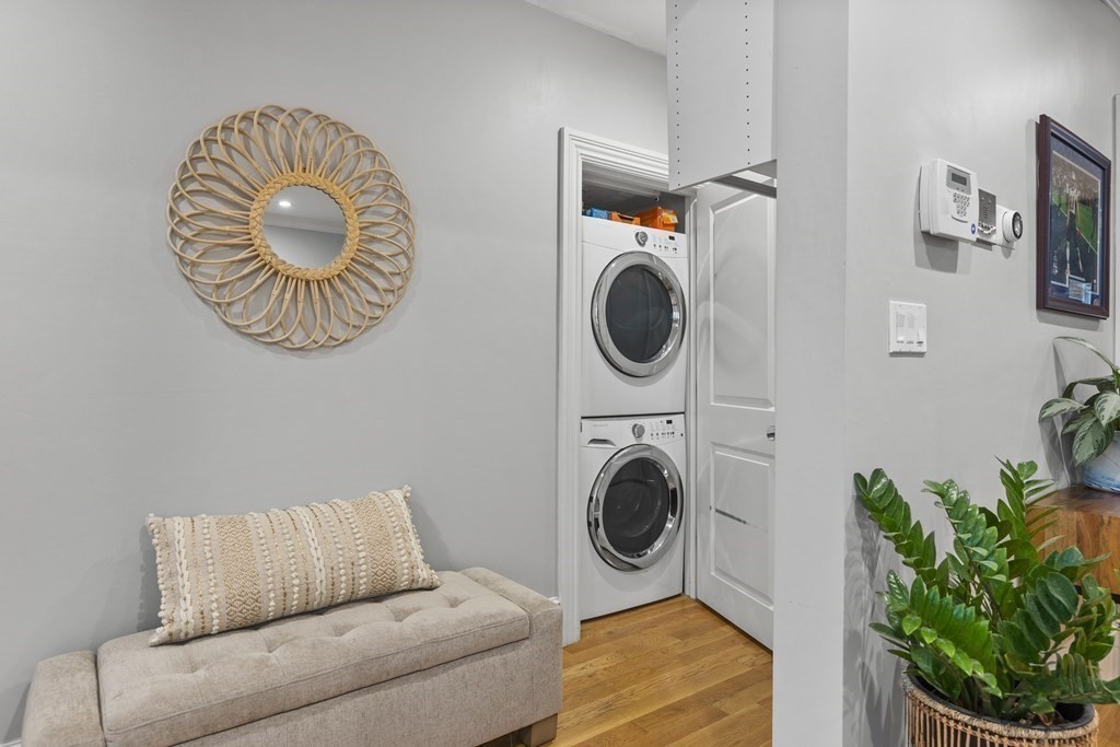 7 Franklin Street, Unit 1 Boston, MA 02129 - Photo 6 of 34