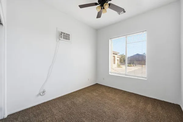 $2,100 | 906 East Sheffield Avenue, Chandler, AZ 85225