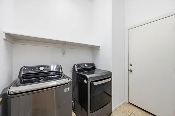 $2,100 | 906 East Sheffield Avenue, Chandler, AZ 85225