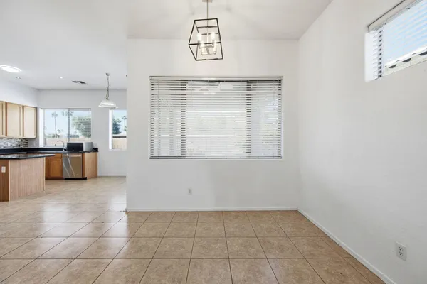 $2,100 | 906 East Sheffield Avenue, Chandler, AZ 85225