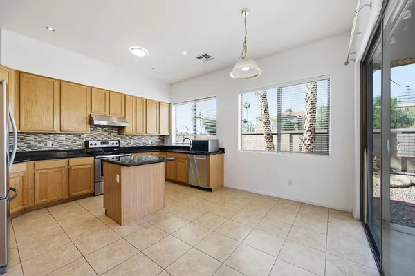$2,100 | 906 East Sheffield Avenue, Chandler, AZ 85225