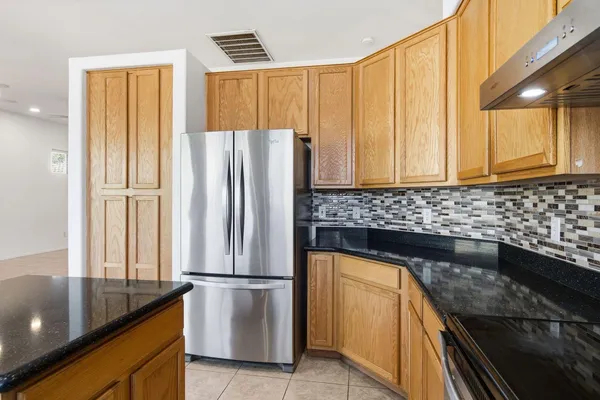 $2,100 | 906 East Sheffield Avenue, Chandler, AZ 85225