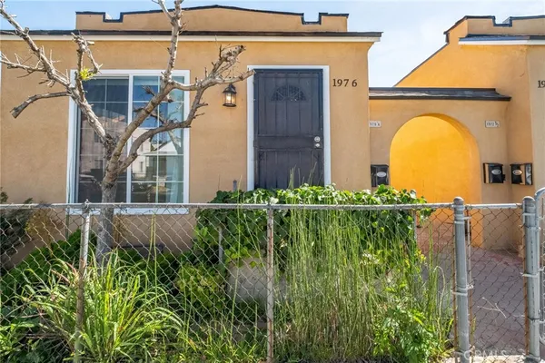 $1,300,000 | 1972 North Olive Avenue, Long Beach, CA 90806