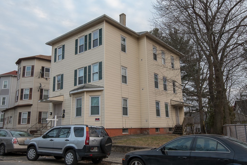 3 Esther Street Worcester, MA 01607 - Photo 1 of 15 Gallery Image 1