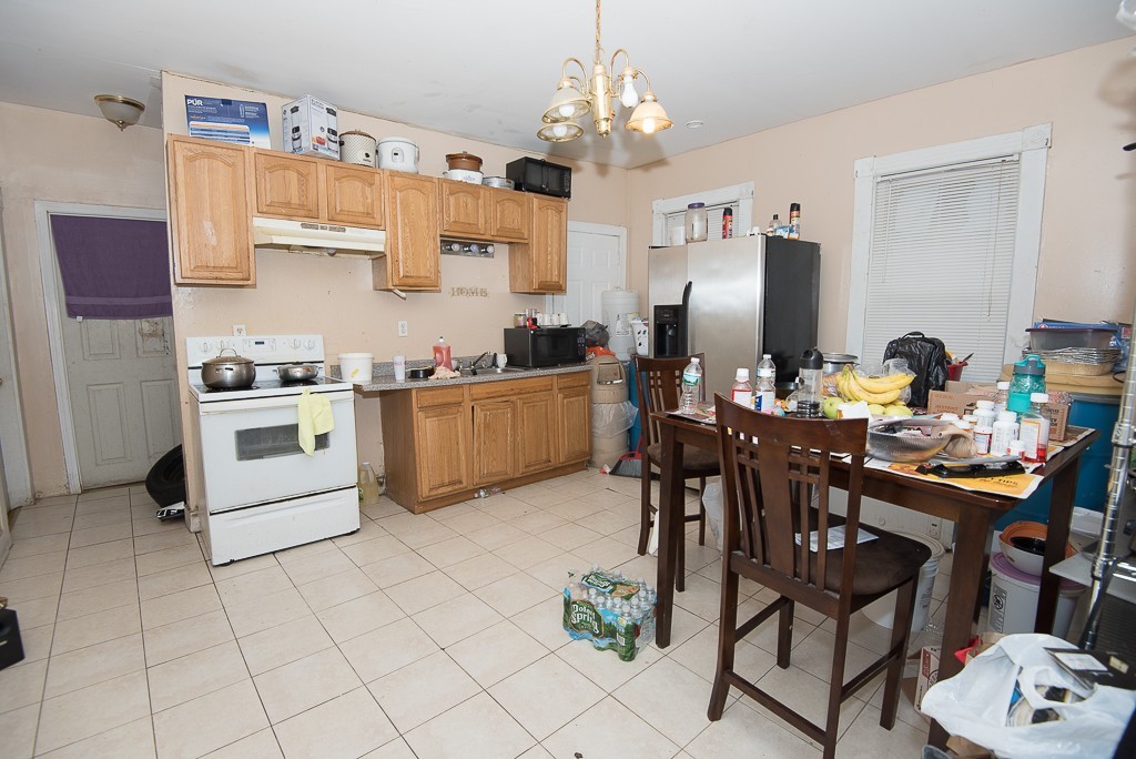 3 Esther Street Worcester, MA 01607 - Photo 8 of 15 Gallery Image 8