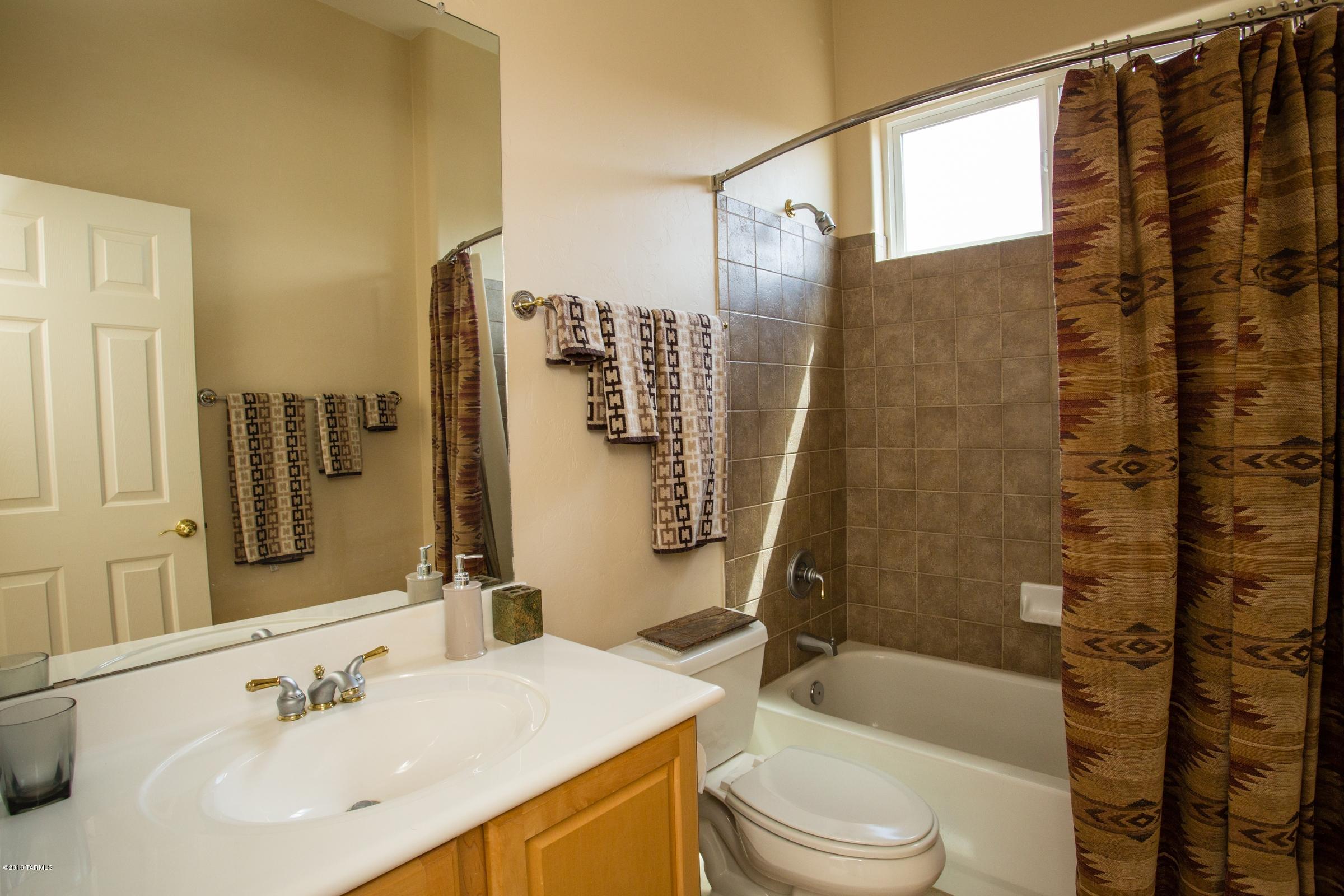 12723 North Morgan Ranch Road Oro Valley, AZ 85755 - Photo 27 of 35