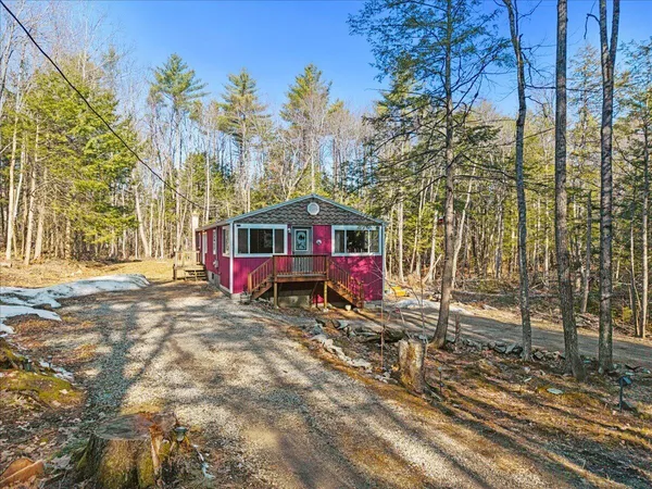 $389,000 | 52 Rosemont Avenue, Waterboro, ME 04061