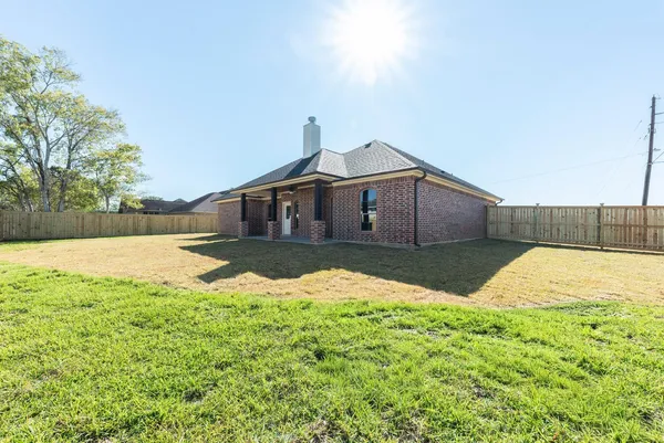 a view of outdoor space yard and front view of a house