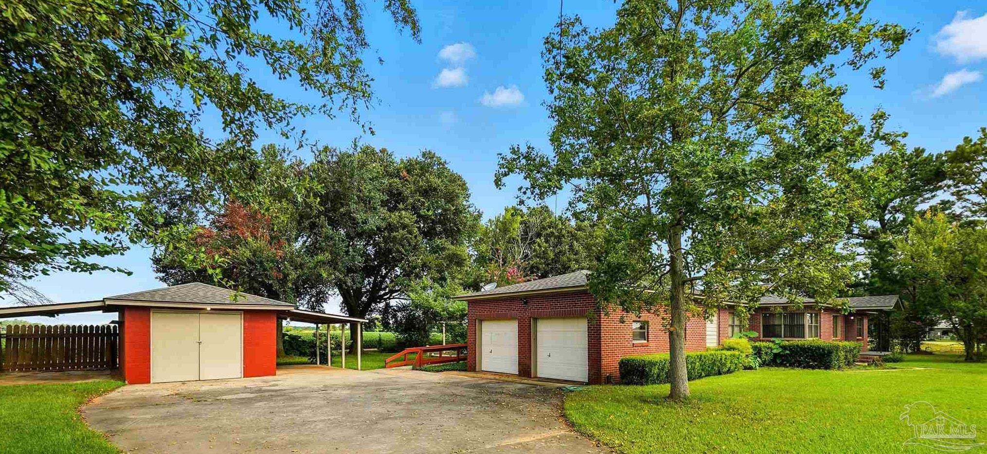 4627 Spring Street Jay, FL 32565 - Photo 3 of 44 Gallery Image 3