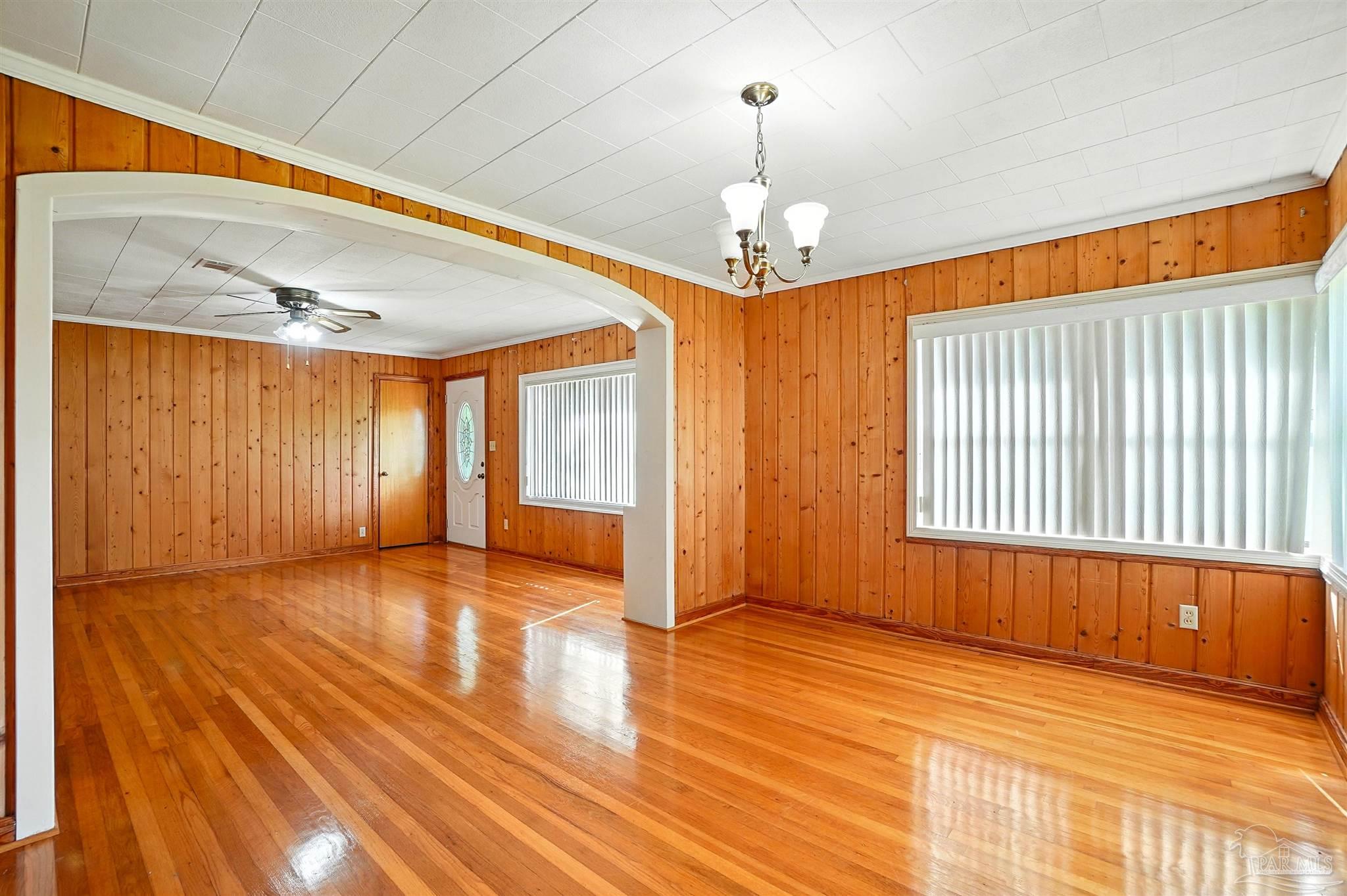 4627 Spring Street Jay, FL 32565 - Photo 9 of 44 Gallery Image 9